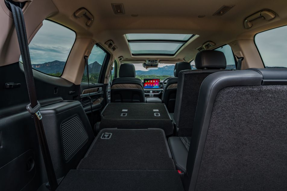 Tank 500 PHEV — Interior